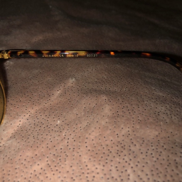 Louis Vuitton Sunglasses (LV) - Picture 10 of 12